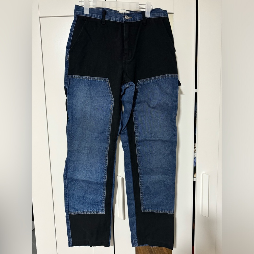 Two toned jeans.
